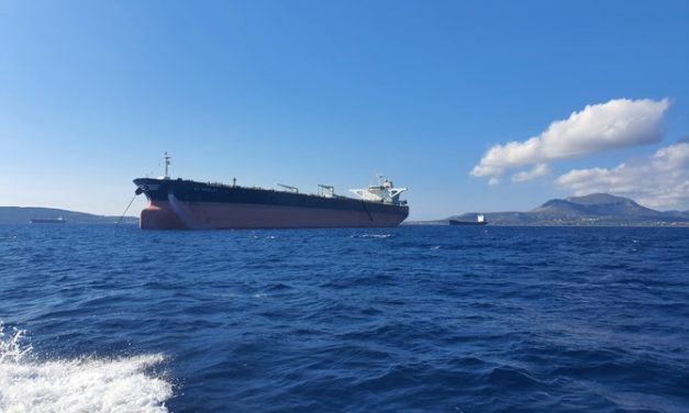 Iranian Navy Seizes Oil Tanker in Gulf of Oman