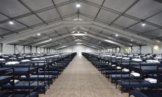 Pentagon Greenlights Migrant Holding Sites at Two Military Bases